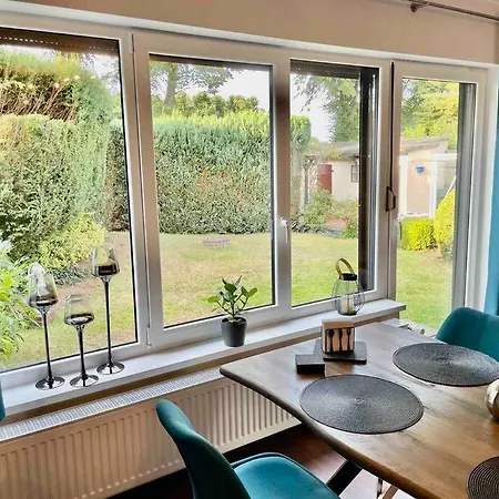 Studioappartement Mit Privatgarten In Ruhiger Wohnsiedlung Neumünster Exterior foto