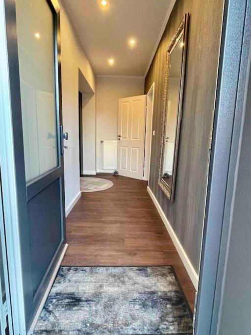 Studioappartement Mit Privatgarten In Ruhiger Wohnsiedlung