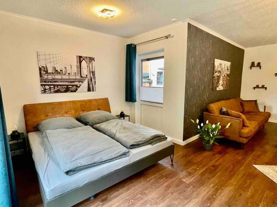 Apartment Studioappartement Mit Privatgarten In Ruhiger Wohnsiedlung *