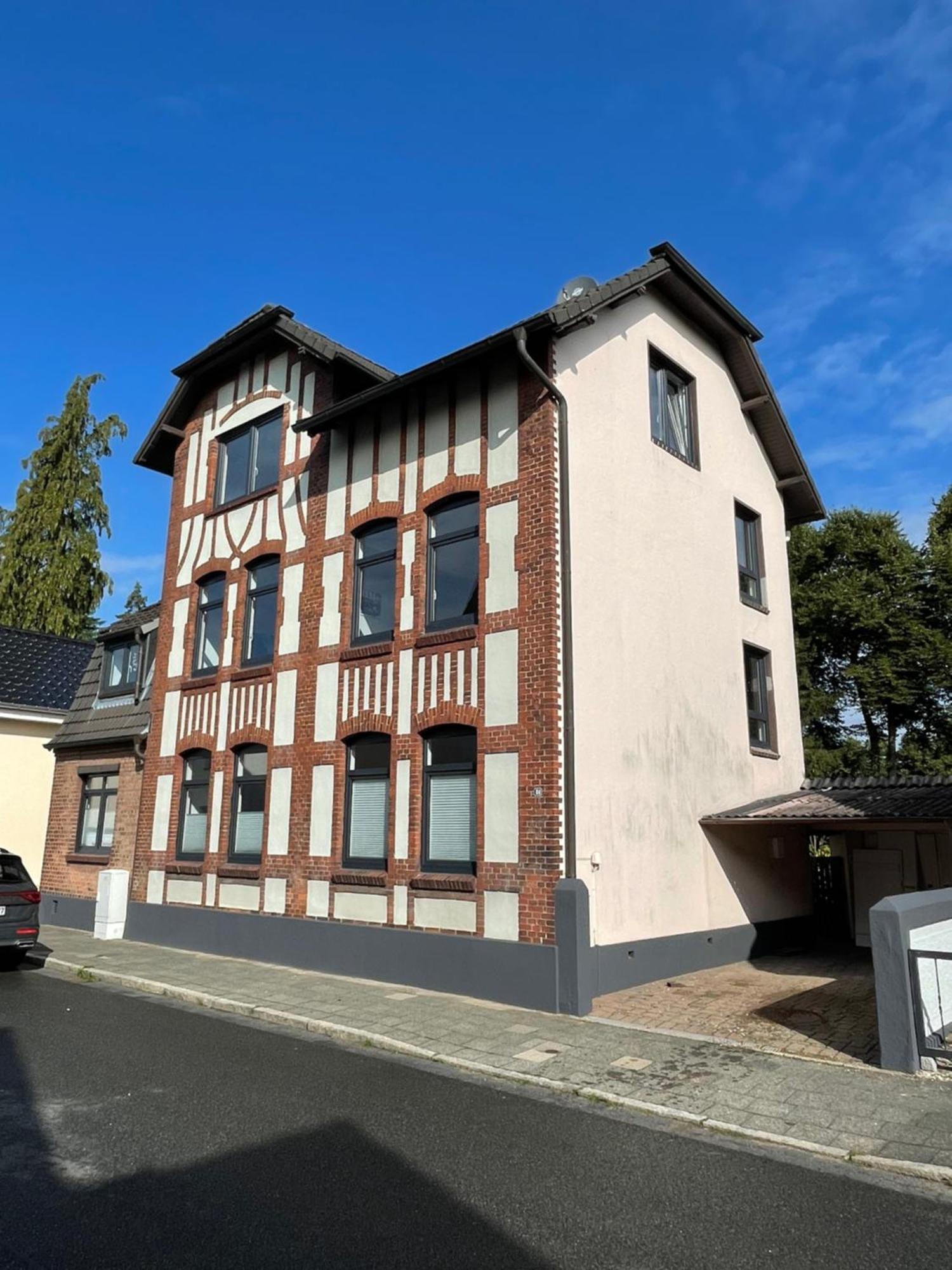 Apartment Studioappartement Mit Privatgarten In Ruhiger Wohnsiedlung Neumuenster